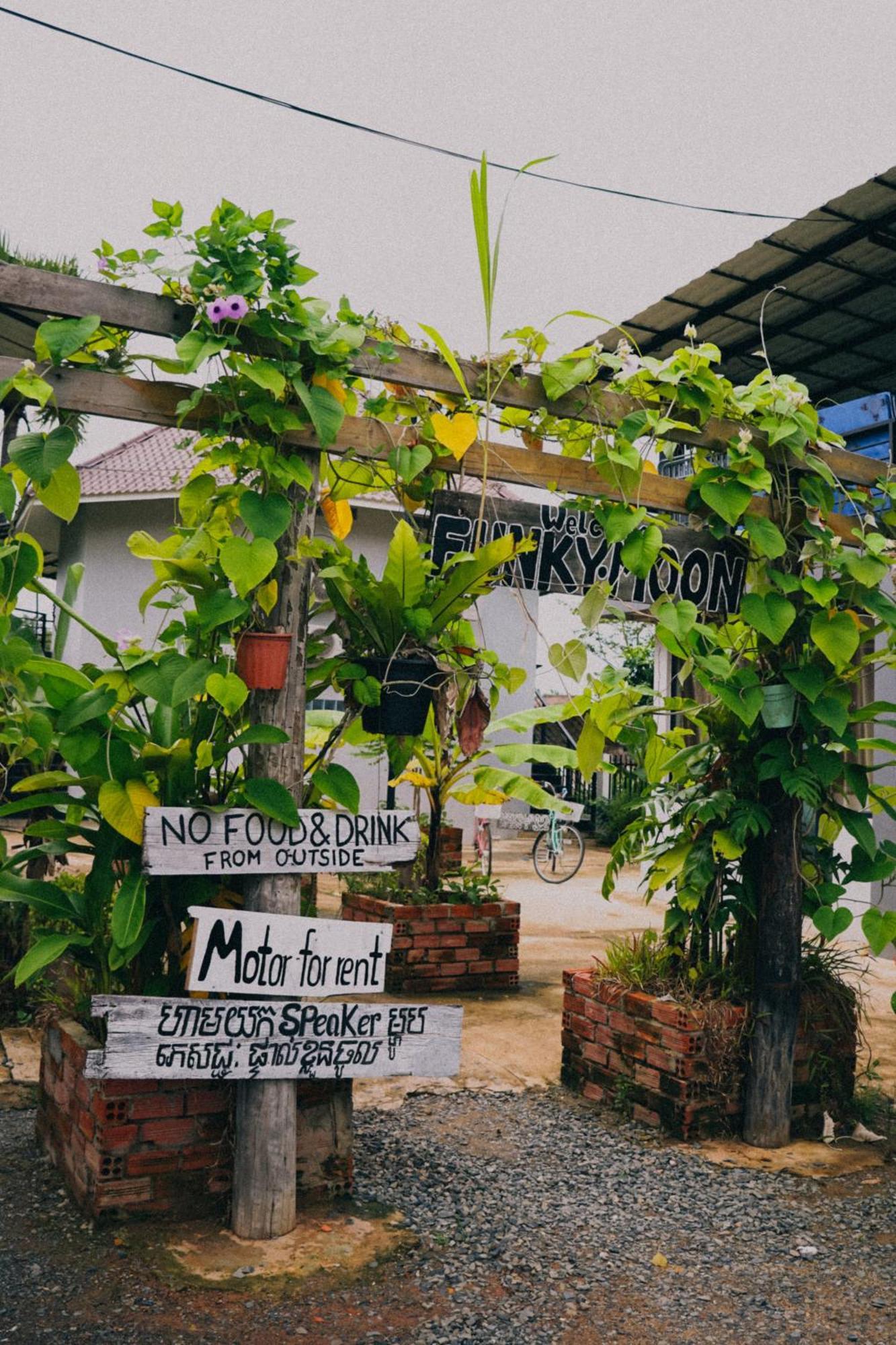 Funky Moon Kampot Hostel Luaran gambar