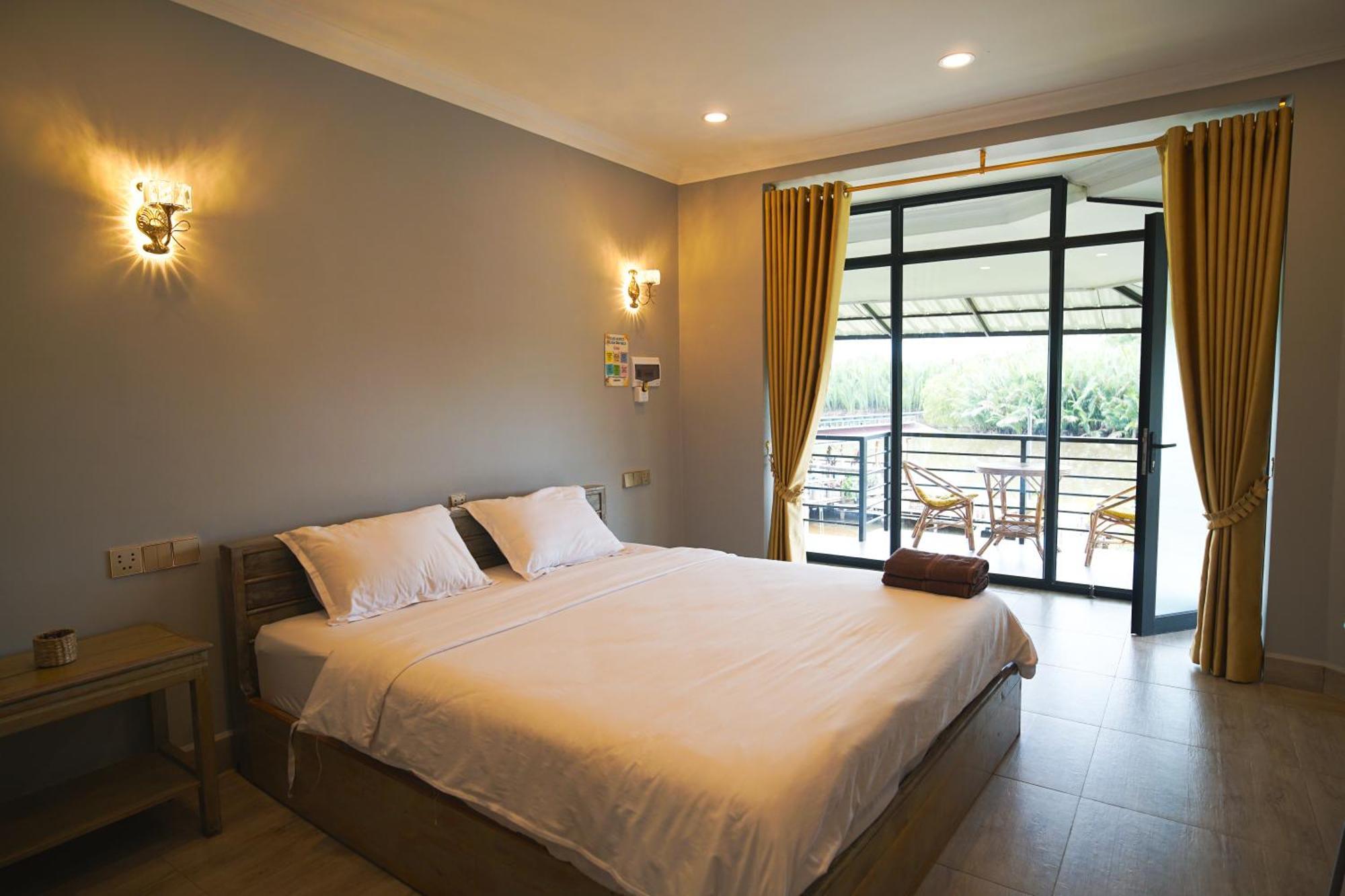 Funky Moon Kampot Hostel Luaran gambar